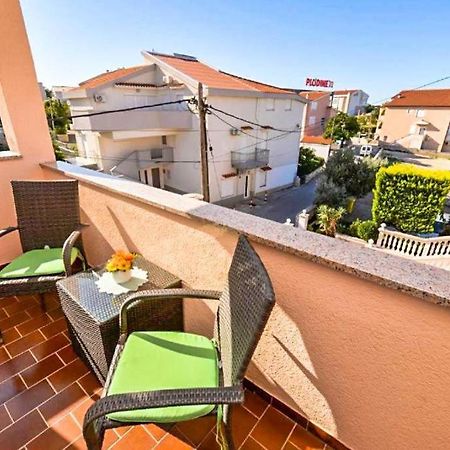 Apartments Niko Новалья Экстерьер фото